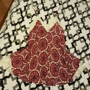 Forever 21 Flowy dress with lace